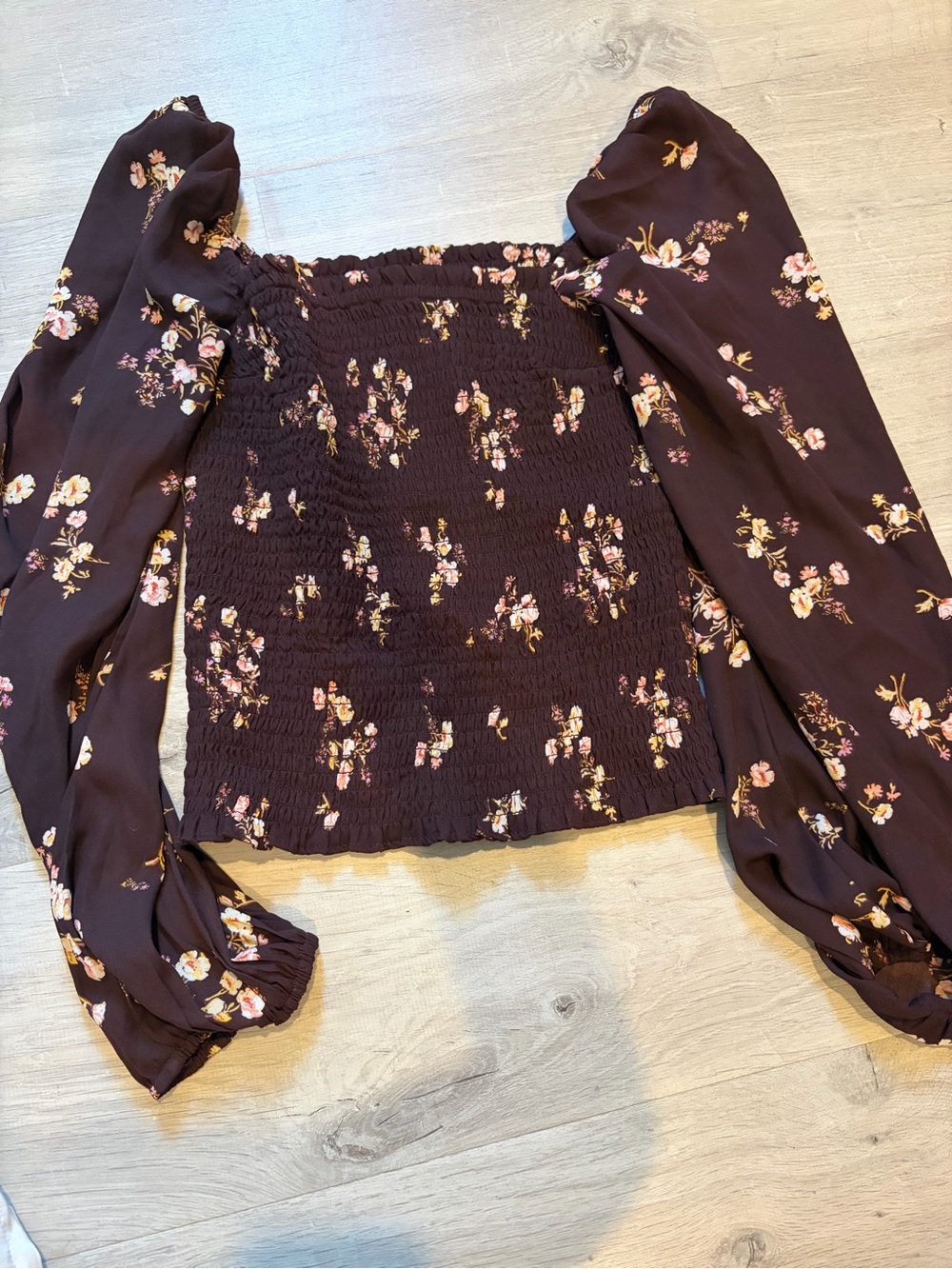 Smocked Off-Shoulder Floral Long-Sleeve Top - Dark brown